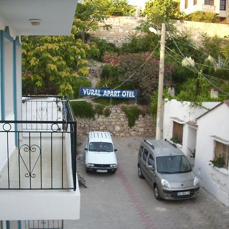 武拉尔公寓酒店 Çeşme 外观 照片